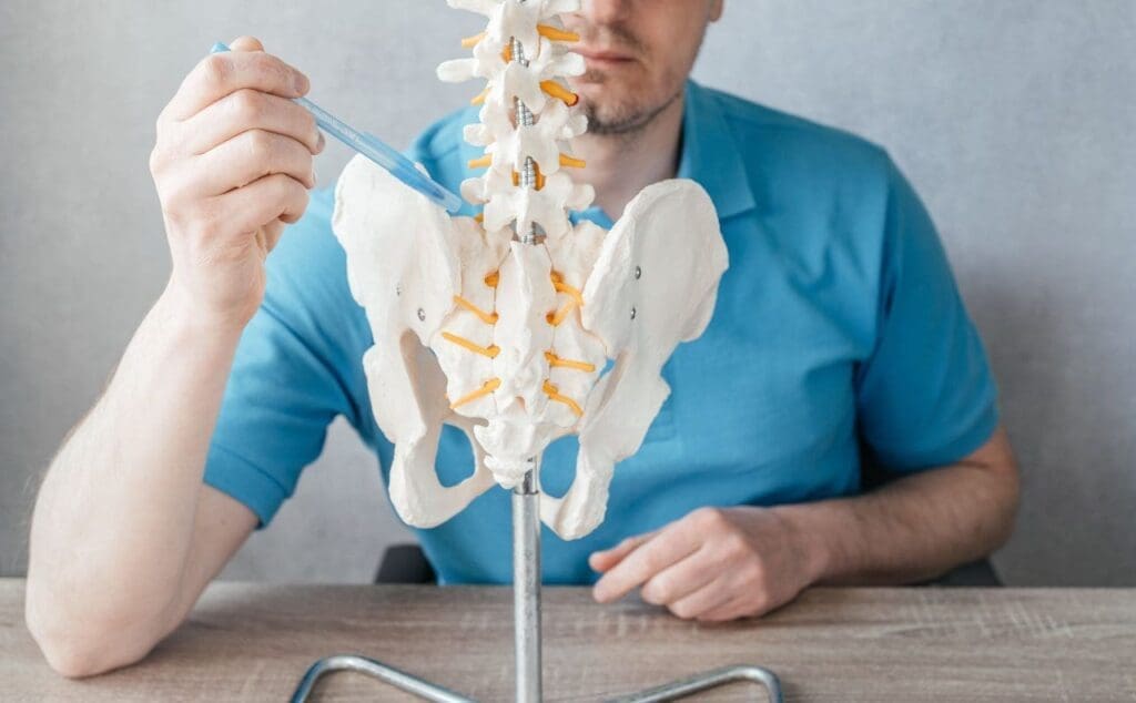 ChiroMed's Guide to Iliac Crest Pain Relief